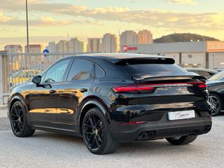 Porsche Cayenne Coupe / Paquete Turbo