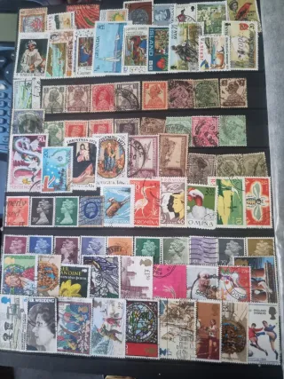 Lote de Sellos Postales Variados y HB