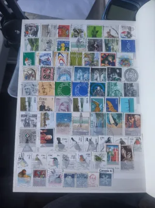 Lote de Sellos Postales Variados y HB