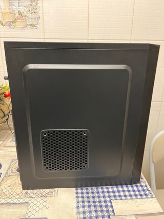 PC Sobremesa Ryzen 5 PRO 3350G - 8GB - SDD 480GB