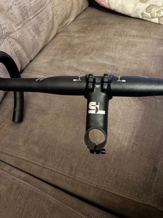 Manillar de carretera negro