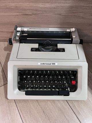 Máquina de escribir Underwood 500