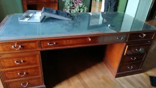 Escritorio vintage madera y cristal