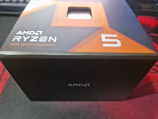 Procesador AMD Ryzen 5 7500X3D Caja con Ventilador
