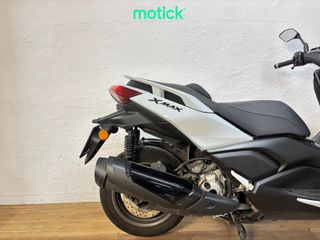 YAMAHA XMAX 300 TECH MAX