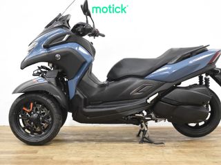 YAMAHA TRICITY 300