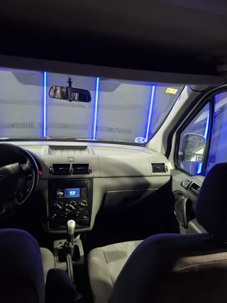 FORD TOURNEO CONNECT 1.8 TDCi