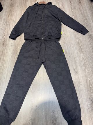 Conjunto deportivo hombre