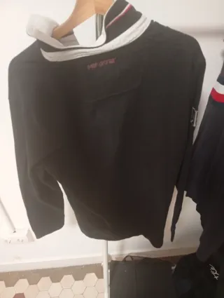 Sudadera Aston Martin Racing Negra Roja