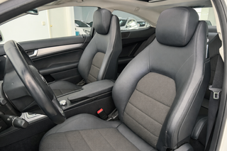 Mercedes-Benz Clase C180 coupe nacional unico prop