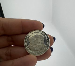MEDALLA CONMEMORATIVA DE LA MISIÓN APOLO 11 - 1969