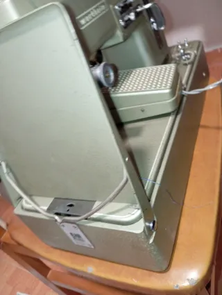 Máquina de coser Wertheim