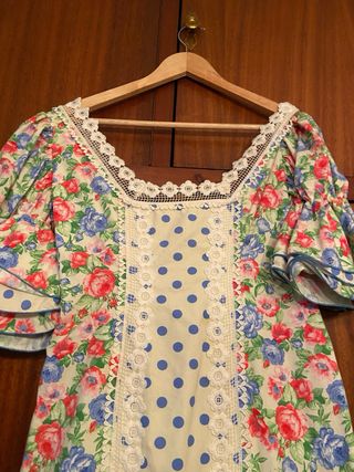 Traje de flamenca volantes floral