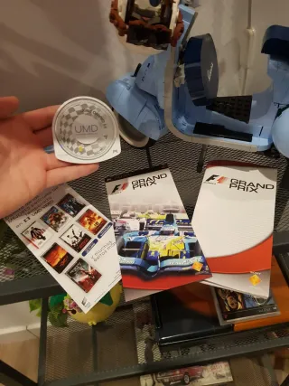 2 Juegos PSP: GTA Liberty City & F1 Grand Prix