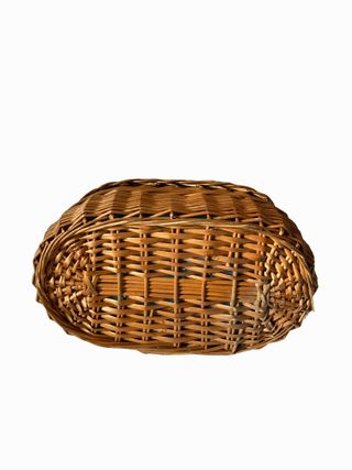 Canasta de mimbre con forro azul