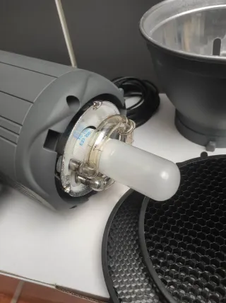 Flash Estúdio Walimex Pro VC-600 W Excellence