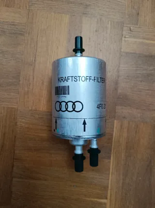 Filtro de combustible Audi A4 4f0201511E