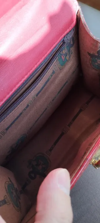 Bolso charol tipo Kelly rojo