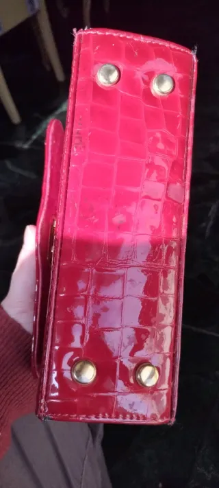 Bolso charol tipo Kelly rojo