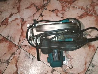 Sierra Circular Makita 1050w