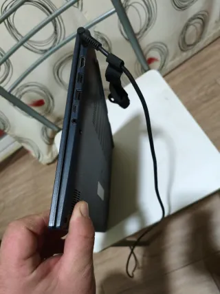 Portátil Asus i5 Grigio Scuro