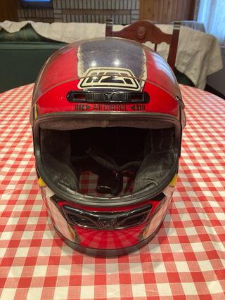 Casco NZI integral rojo y negro
