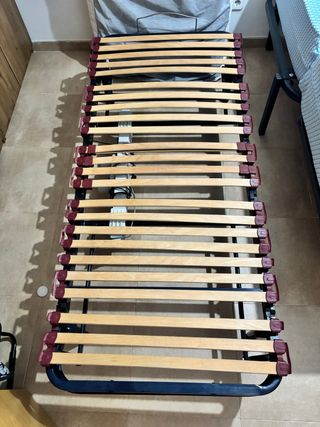 Cama ortopédica con colchón