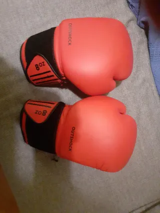 Guantes de boxeo Outshock 8 oz