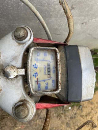 Mobylette Campera Roja