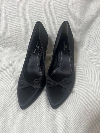 Zapatos de salón Gloria Ortiz Talla 37