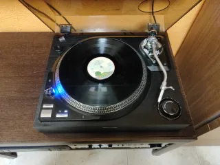 Tocadiscos Negro