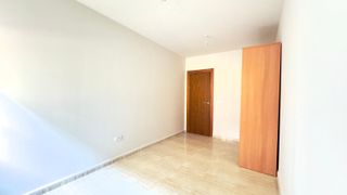 Se vende piso de 2 dormitorios en Hijar,Las Gabias