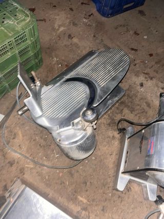 Balanza DINA y picadora industrial...