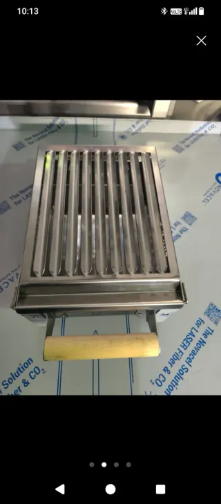 Barbacoa de mesa metálica negra