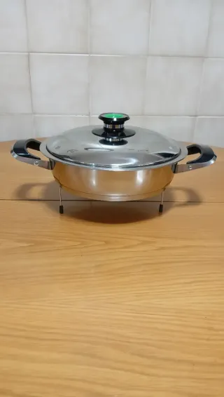 Cazuela AMC Visiotherm 24cm COMO NUEVA. 2,6 L