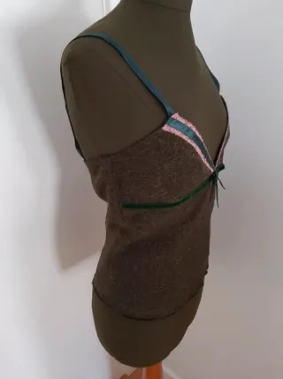 Top Invierno Stradivarius Marrón y Verde