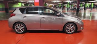Toyota Auris 2013