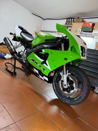 Carenado Kawasaki ZX7R