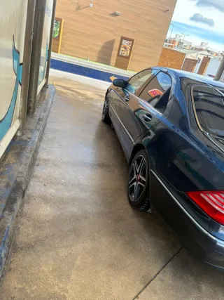 Mercedes-Benz Clase S 2005 en perfecto estado