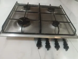Cocina a gas 4 fuegos