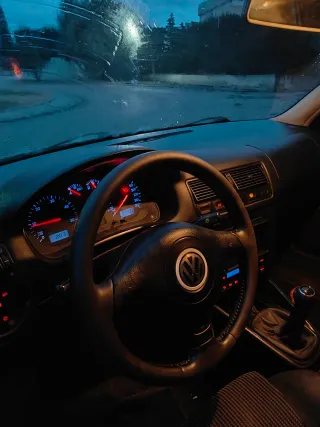 Volkswagen Golf 1.9 TDI 115cv