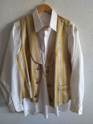 Huertano chaleco y camisa talla L