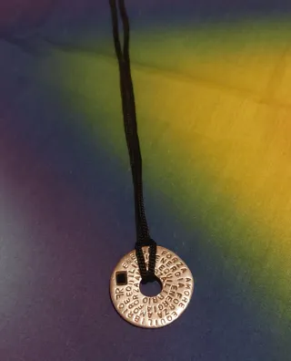 Colgante plata redondo inscripciones