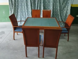 Conjunto 4 sillas y 2 sillones madera