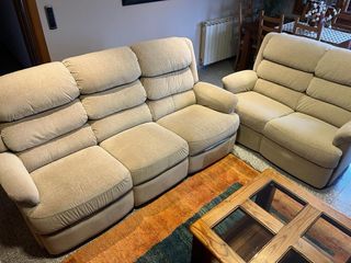 Conjunto 2 sofás tapizados beige