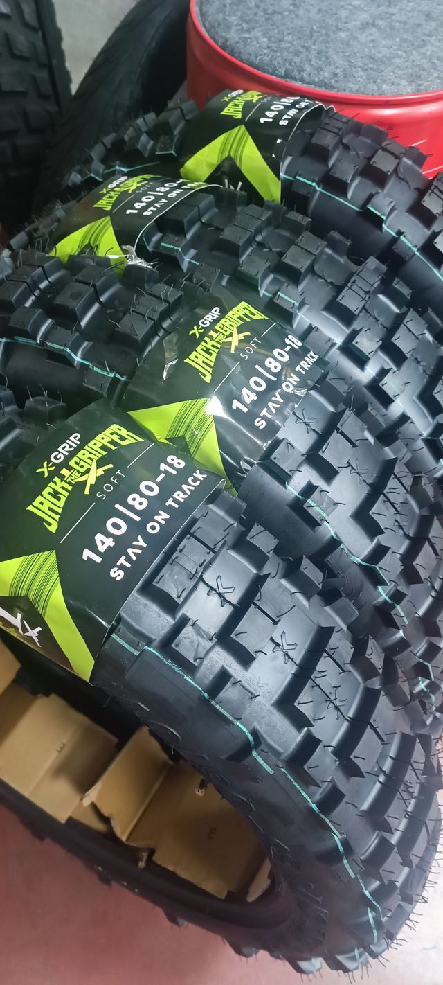 Michelin Road 2 120/70ZR17 + 180/55ZR17