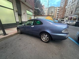 Mercedes-Benz  CLK 2001