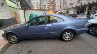 Mercedes-Benz  CLK 2001