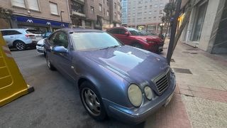 Mercedes-Benz  CLK 2001