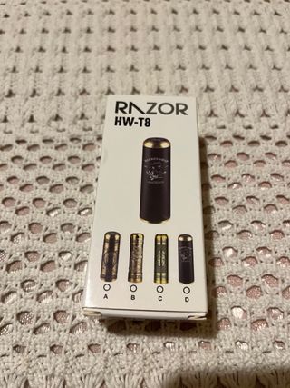 Aparador de barba de bolso